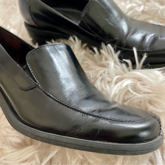 y2k black leather Naturalizer block heel loafers with a square toe in size 5.5 - Picture 4 of 8
